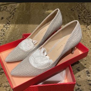 Size 8 pumps Kelly & Katie